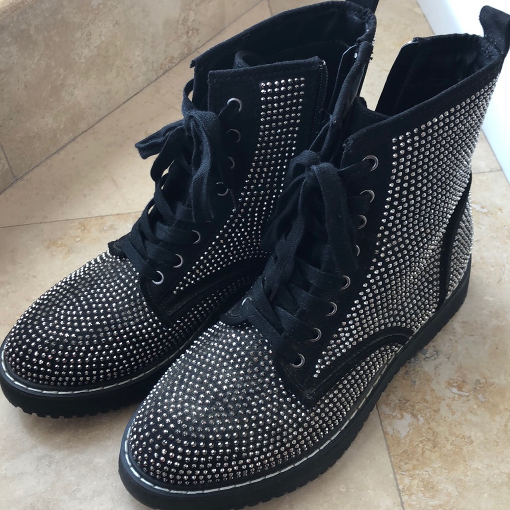 Madden girl combat boots